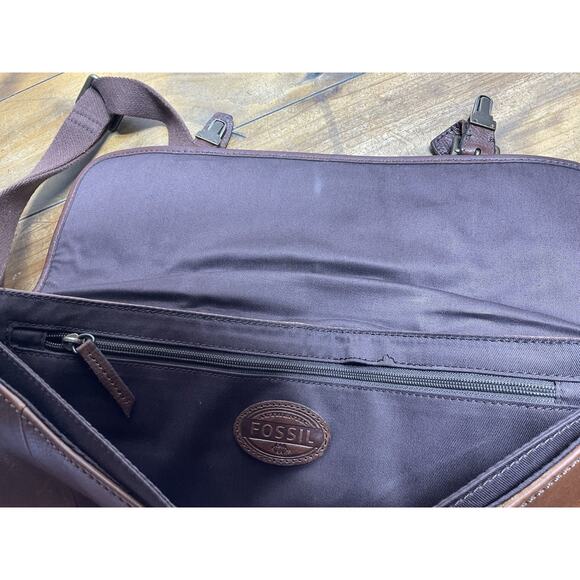Vintage Fossil Leather Messenger Briefcase Brown Bag - Picture 13 of 15
